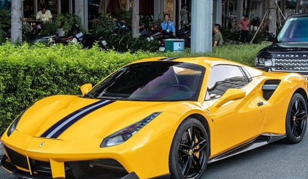 Ferrari triệu hồi 24 siêu xe tại Việt Nam để khắc phục lỗi túi khí Takata